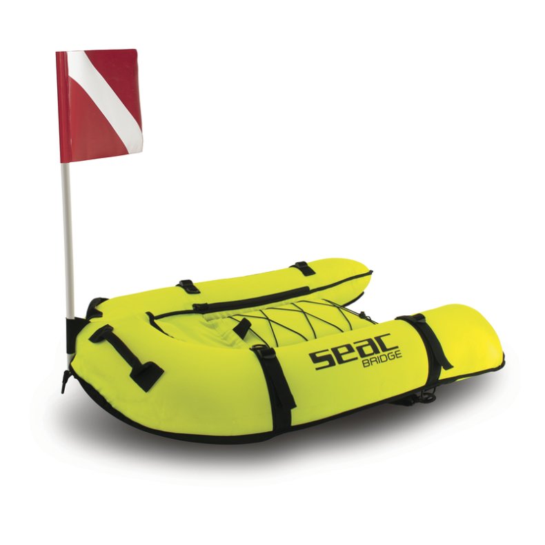 SEAC BRIDGE INFLATABLE GANGWAY ( Flagskibet af bjer fra Seac).