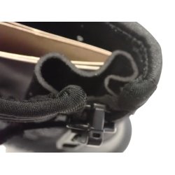 Neopren st�vler med gummi s�l og lynl�s.