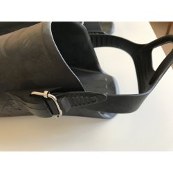 Lange finner med hlestrop